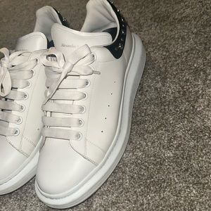 alexander mcqueen size 45 mint condition asking 150